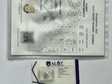 une image représentant un morceau de diamant posé sur une feuille de papier