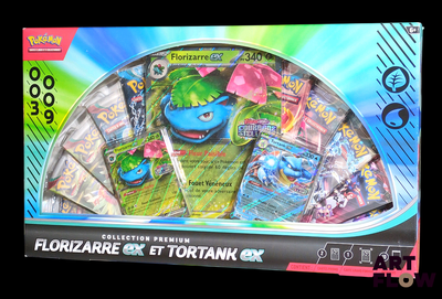 une boîte de cartes Pokémon exposée dans un magasin