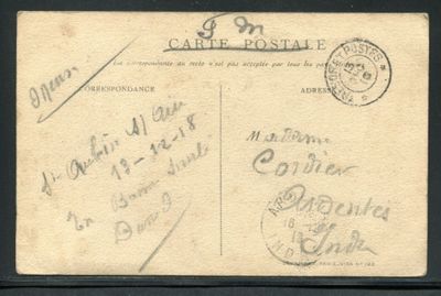 une vieille carte postale avec la photo d'un homme et d'une femme