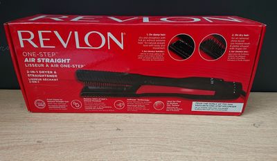 Sèche cheveux et lisseur en 1 seul appareil - REVLON - ONE S… - Photo 1