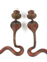 PAIRE D'APPLIQUES murales à une lumière en bronze émaillé po… (photo 2)
