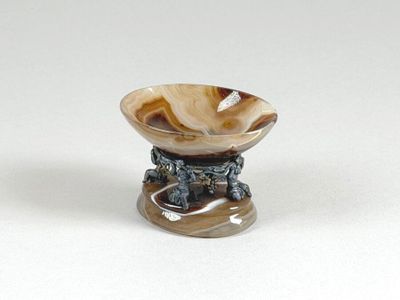 a small bowl that is sitting on top of a table
