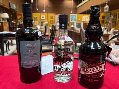 3 bouteilles de WHisky - Photo 1