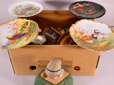 Ensemble d'objets de brocante : buste de jeune femme en papi… - Photo 1