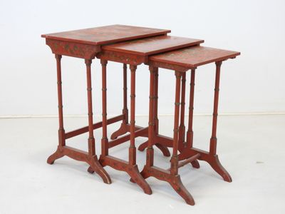 pair of 19th century english mahogany nesting tables