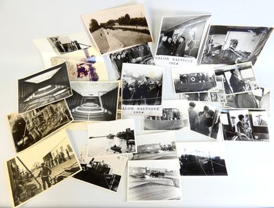 Lot de 26 photographies 18x24 cm du Salon nautique 1954 + ch…