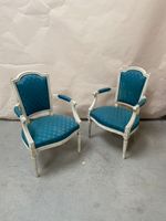 Paire de fauteuils en cabriolet dossier chapeau de gendarme …