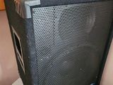 a speaker that is sitting on top of a table