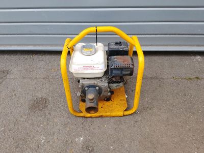 Pompe de surface essence pour eau chargée ALTRAD