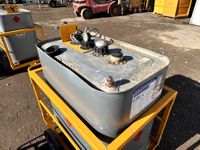 LIEU DE STOCKAGE : Rennes - SCHUTZ - CUVE À CARBURANT 700 LI… (photo 5)