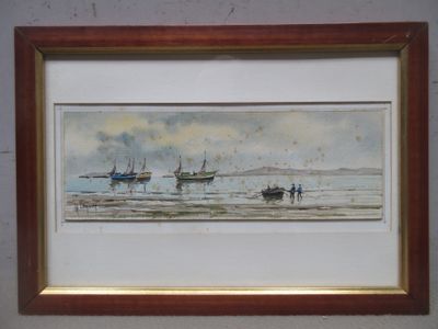 aquarelle encadrée représentant des bateaux de pêche sur la plage au bord de l'océan