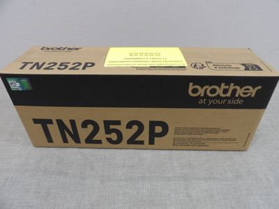 Cartouche de toner noire Brother TN252P