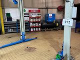 une machine placée au milieu d'une pièce