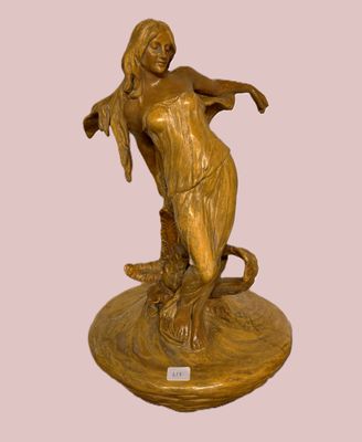 Vase Art Nouveau en terre cuite H 48 cm