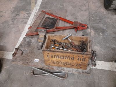 Etabli avec étau et palan (vendu en l'état) - Photo 1