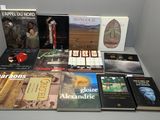 beaucoup de livres sur la table ensemble sur la table