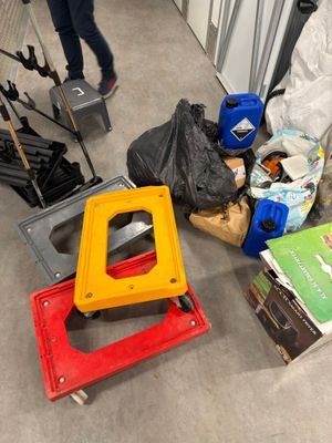BOX composé de : 1 étagère à chaussures - 1 tabouret en PVC …