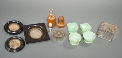 various items that are sitting on a table