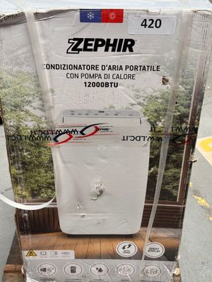 emballage d'un chauffe-eau posé sur une palette en bois