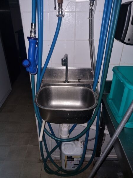 Lave-main inox