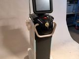 une image représentant une photo d'un équipement médical installé dans un studio