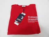 tommy jeans t - shirt in red