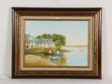 une peinture à l'huile représentant un bateau sur l'eau devant une maison