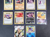 jeu de cartes à collectionner pokemon avec toutes les cartes dans la boîte