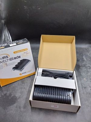 une boîte contenant un chargeur