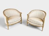 paire de fauteuils de style louis xvi