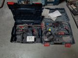une caisse à outils avec des outils à l'intérieur sur le sol