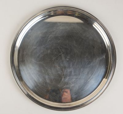 une personne se prenant en photo dans un miroir