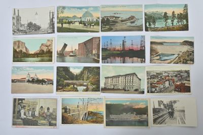 de nombreuses cartes postales anciennes, de différents types et formats