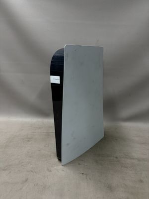 un gros plan d'un objet noir et blanc sur fond blanc