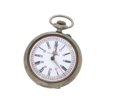 une montre de poche en argent avec des chiffres romains sur le cadran