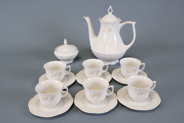 EURO PORCELAINE – Partie de service à café en porcelaine blanche ...