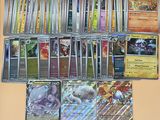 beaucoup de cartes sur la table