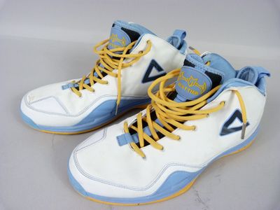nike air jordan vi white / blue / yellow size 11 5
