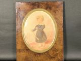 tableau représentant une petite fille en robe bleue tenant un oiseau