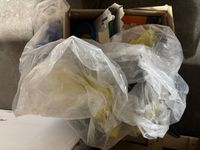 Cinq cartons de boites d'encastrement et commande bouton éle… (photo 5)