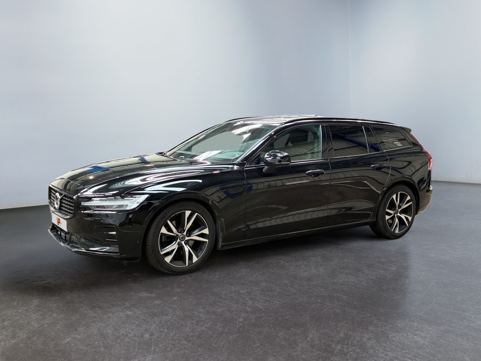 VOLVO V60 B3 163 ch Geartronic 8 R-Design / N°:MV2604435, He…