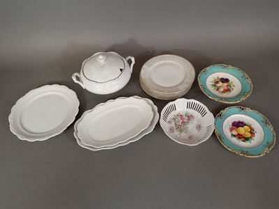 [Service de table] Lot comprenant : - BAVARIA. Schumann Arzb…