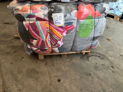 Balle de vêtements d'occasion – poids total env.