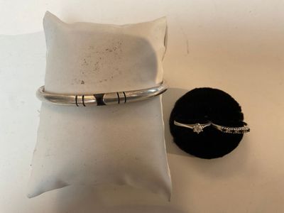 Bracelet jonc en argent Pds. : 23,8 gr