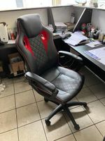 ENSEMBLE de mobilier d'agencement comprenant : (photo 5)
