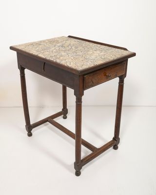 720. Table « de chartreux », XVIIe siècle, plateau garni for…