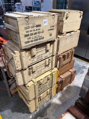 10 caisses militaires en bois - Photo 1