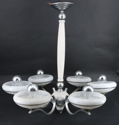 Suspension à six bras de lumières en métal chromé, fût en bo…