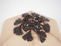 Lampe Art Déco en bronze à décor de feuilles de Ginkgo Bilob… (photo 3)