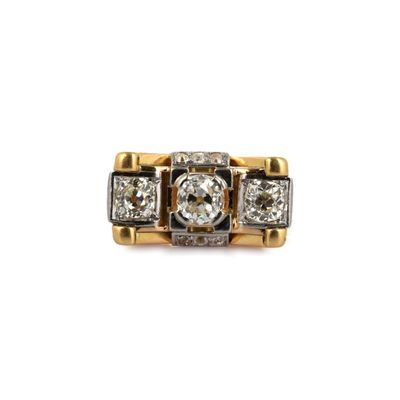 une bague ancienne en or et diamant